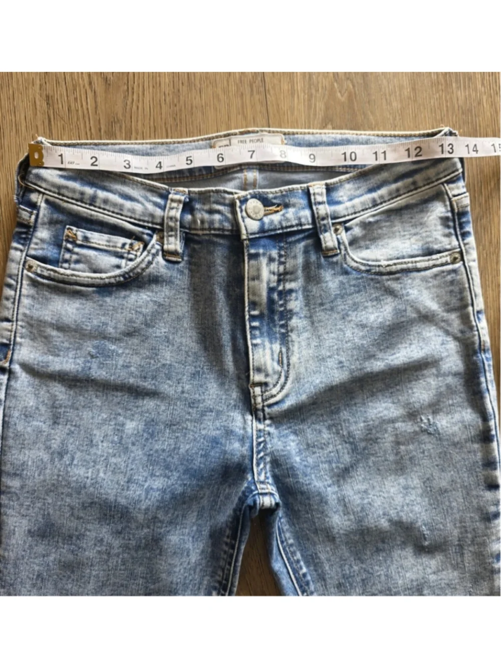 Free People Skinny Jeans 27x26 Acid Wash Distressed Raw Hem Ankle Boho Y2K Indie
